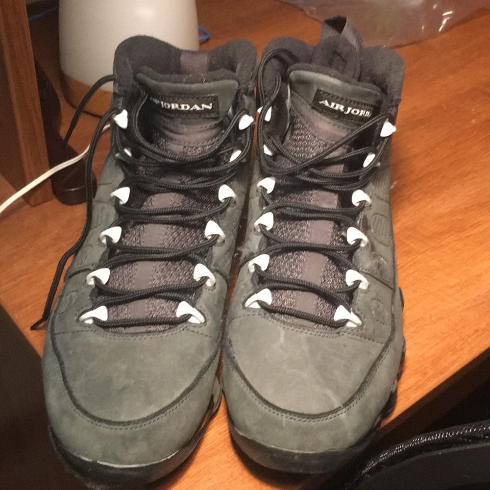 Air Jordan 9
